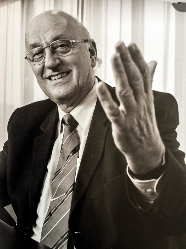Privat Archiv Fuchs: Manfred Fuchs, „der Bua vom Fuchsn Medl“ setzte Akzente in der europäischen Raumfahrt.