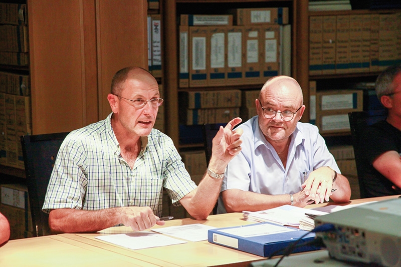 Der Laaser BM Andreas Tappeiner und Gemeindesekretär Georg Lechner: Nach holprigem Start in Bozen und nach etlichen Sensibilisierungsdiskussionen kommen der modifizierte Parkplan und die ergänzte Parkordnung zurück nach Bozen, und nach Absprache mit Trient und der Lombardei dann ins Umweltministerium zur Genehmigung