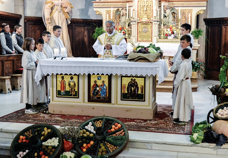 Dr. Christian Hofer, Hausarzt in Schluderns; Pater Peter Gruber, Sterbebegleiter; Dr. Hartmann Aichner, ehem. Primar im KH Bruneck
