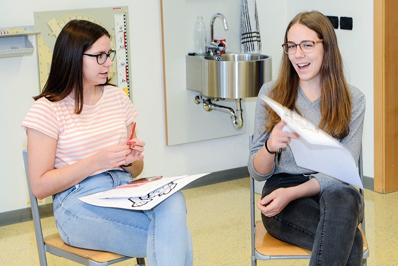  Die Schülerinnen feilen an ihren Stärken.