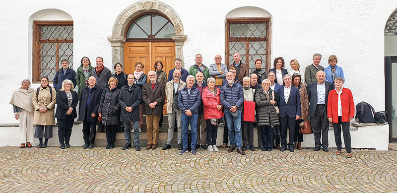  Vertreter:innen der Zivilgesellschaft, der Wirtschaft und der Kirche  trafen sich vom 13. bis 15. Oktober zu den 26. Klausurgesprächen im Kloster Marienberg.