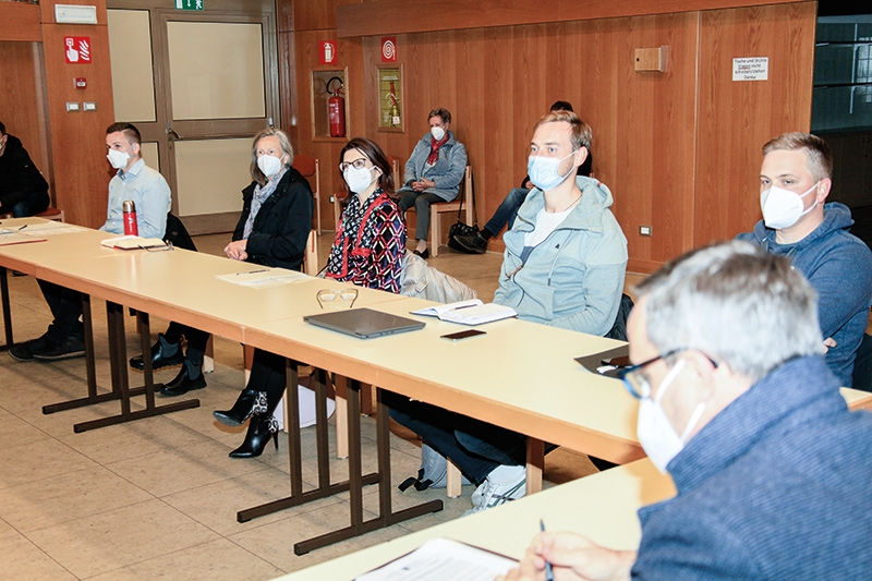 Die Gemeinderäte der Neuen Bürgerliste Partschins v.l.: Johannes Tappeiner, Monika Pföstl, Jutta Pedri, Benjamin Schupfer und Max  Sparber