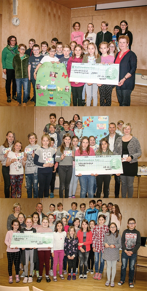 Die 5. Klasse A übergibt die Spende für die Schmetterlingskinder an Zita Pfeifer und dieSelbsthilfe Debra   Die 5. Klasse B  (rechts) und die Schüler der 4. Klassen A und B (unten) übergeben die Spenden an Evelyn Gruber und Rudi Sampt für den Verein MOMO, der sich für  schwerkranke Kinder, Jugendliche und Erwachsene und deren Familieneinsetzt