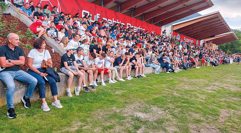 Rund 700 Zuschauer ließen sich das Testspiel nicht entgehen