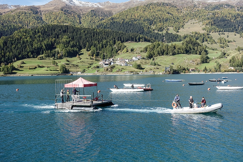 Die Saison 2019 ist abgeschlossen. Die Startplattform wird an Land gezogen und versorgt.