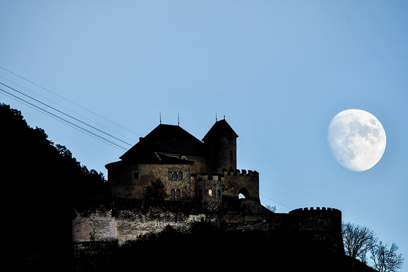 Der Mond über Annaberg.