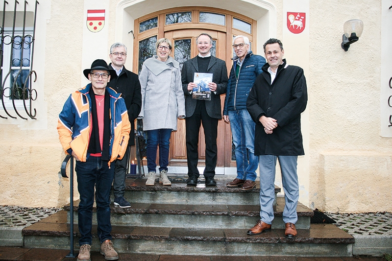 v.l. Franz Josef Paulmichl, Roland Reinalter, Isabella Erhard, Stefan Hainz, Gebhard Schöpf und Stefano Cristelli