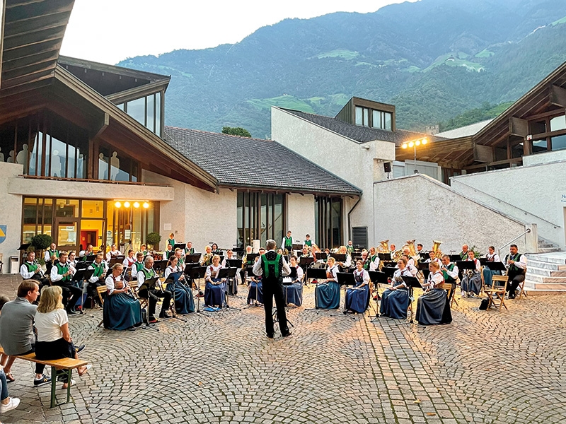 Nach 600 Tagen Konzertlockdown fand erstmals wieder ein Konzert der Musikkapelle Naturns statt