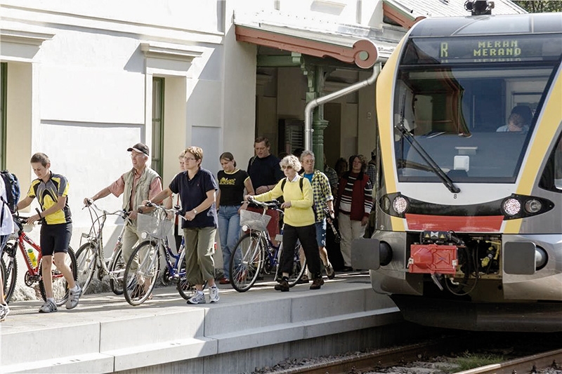 Vom 16. Juni bis zum 29. September 2019 bleibt die Vinschger Bahn zwischen Mals und Schlanders gesperrt  (FOTO: LPA)