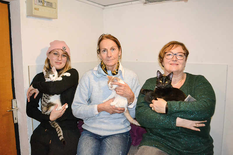 Helferinnen bei der Pflege: v. l. Arianna Vilardo,  Petronilla Pircher und Susanna Vilardo