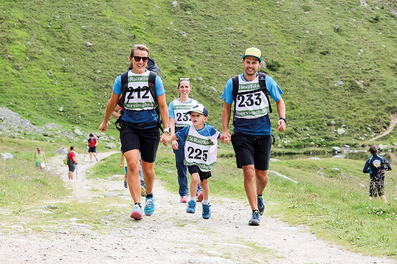 Familien mit Kindern, Bergwanderer und Wettkampf-LäuferInnen waren im Zeitraum von 1. Juli bis 31. August 2020 im Rahmen des Dynafit-Hüttencups zu den Hütten unterwegs und hatten ihren Spaß
