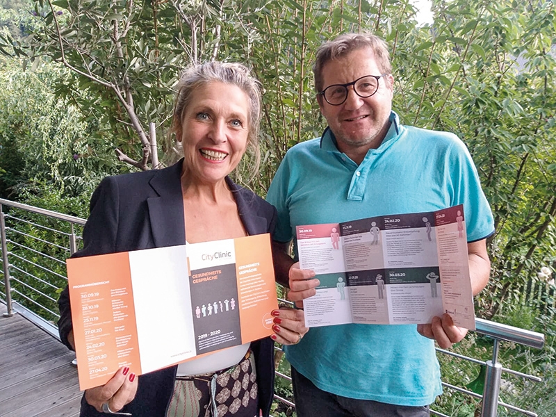 Elfi Kirmaier, Direktorin der Bozner CityClinic und Ludwig Fabi, Projektarbeiter der GWR in Spondinig freuen sich auf das erste Gesundheitsgespräch am Montag, 30. September im Oberschulzentrum in Mals und natürlich auf die weiteren Abende am 25.11.2019 in Prad und am 27.01.2020 in Schlanders
