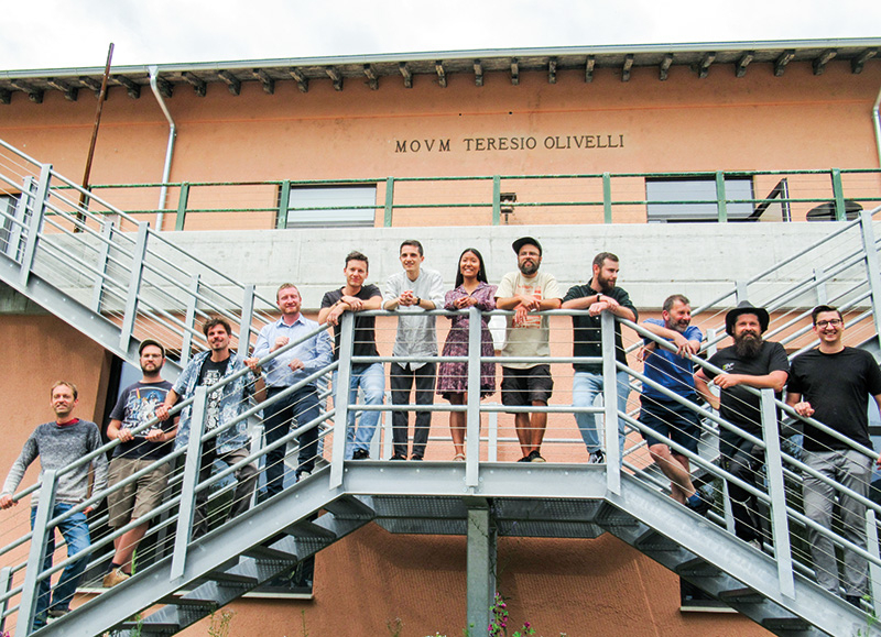 Einige Mitglieder der beiden Arbeitsgruppen:  v. l. Andreas Sölva,  Philip Unterholzner, Markus Mair, Hannes Götsch, Marco Telfser, Max Calanducci, Ghali Egger, Paul Kofler, Martin Tschenett,  Christoph Drechsler, Stefan Miglioranza und Thomas Bauer