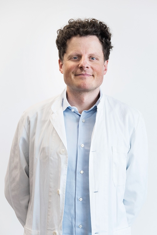 Facharzt Dr. Philipp Überbacher informiert am Montag, 27.01.2020 um 19.30 Uhr in der Mittelschule Schlanders  www.cityclinic.it 