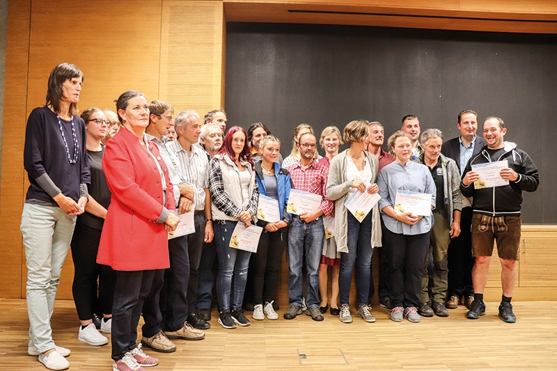 Die 18 Milchviehalmen mit der Bewertung „sehr gut“