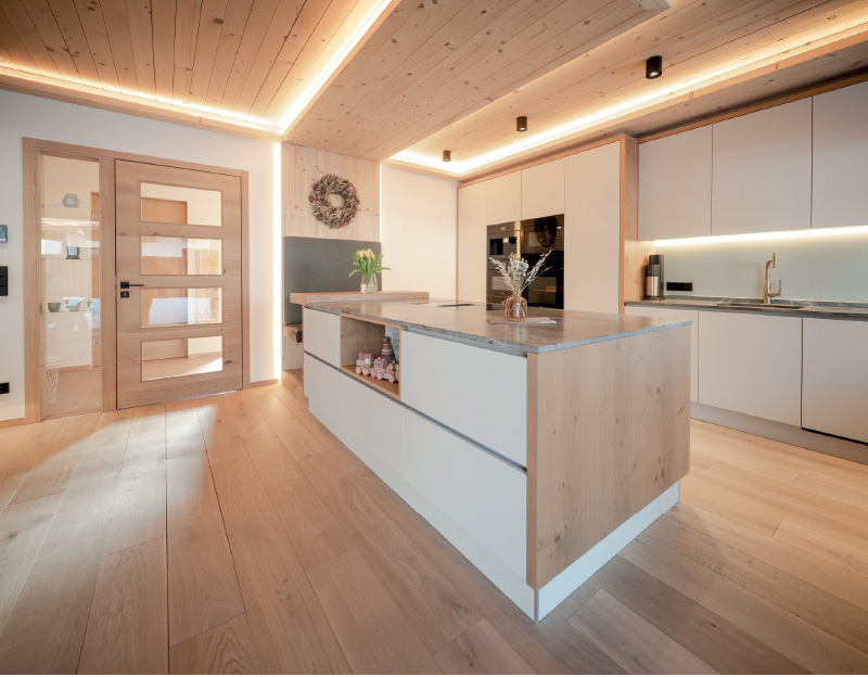 Familie Moser aus Kirchberg entschied sich für ein Haus in reiner Holzbauweise von holzius.