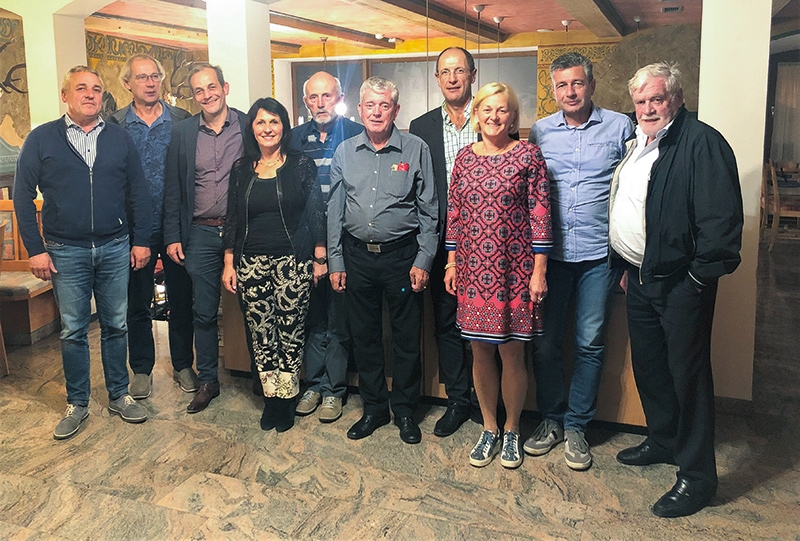 Die Bezirksausschussmitglieder vom Südtiroler Wirtschaftsring – Economia Alto Adige Bezirk Vinschgau: Familienbetriebe gilt es zu stützen und Entwicklungspotenzial dort zuzulassen, wo es Sinn macht. 