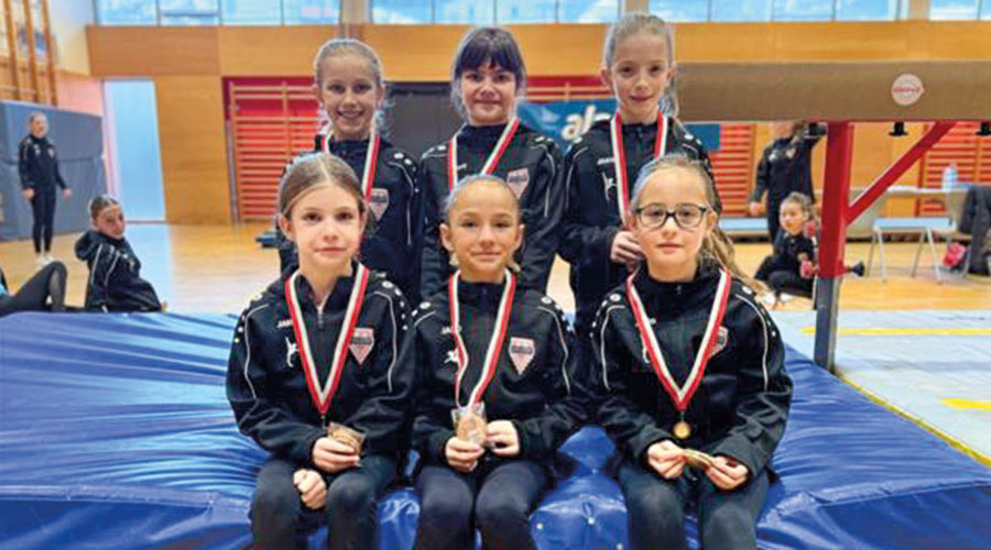  Emma Gruber beim Ballwurf