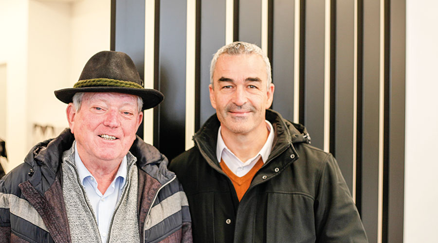 der ehemalige Präsident des Tourismusverbandes Vinschgau und der aktuelle Präsident des TV Schlanders-Laas Karl Pfitscher und der Grauner BM Franz Prieth