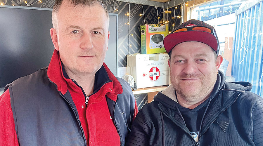 v. l.: Helmut Telser, Sektionsleiter Ski Alpin und Josef Telser, Präsident des Amateursportvereins Prad am Stilfserjoch