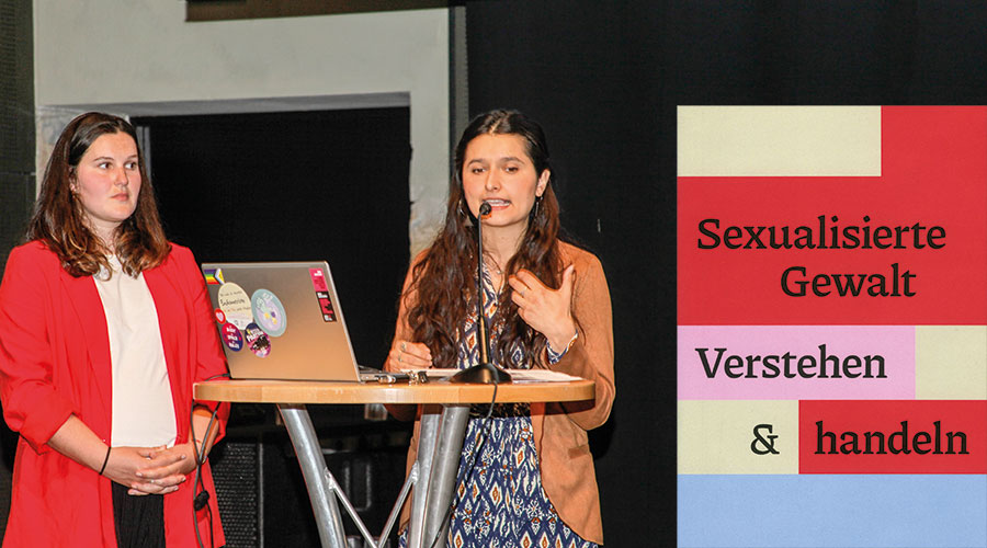 Ingrid Kapeller und Corinne Bertoncini stellen das Booklet „Sexualisierte Gewalt - Verstehen und handeln“ vor