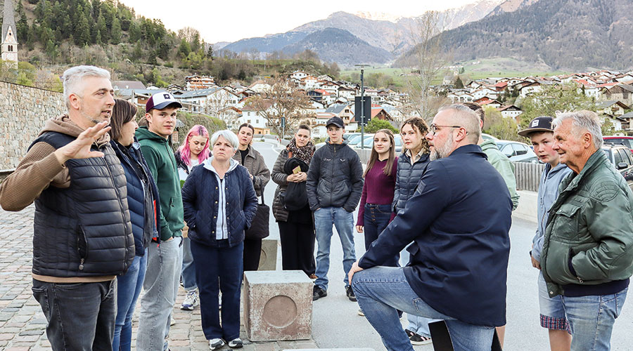 Besprechung vor der Theaterprobe in der Fürstenburg