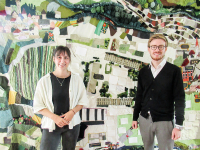 Gina Braun und Michael Rollmann von der Universität Wien arbeiten an ihrer Masterarbeit zum Thema Revitalisierung eines Kasernenleerstands. Im Rahmen der EU-Projektmesse präsentierten sie ihre Ergebnisse. 