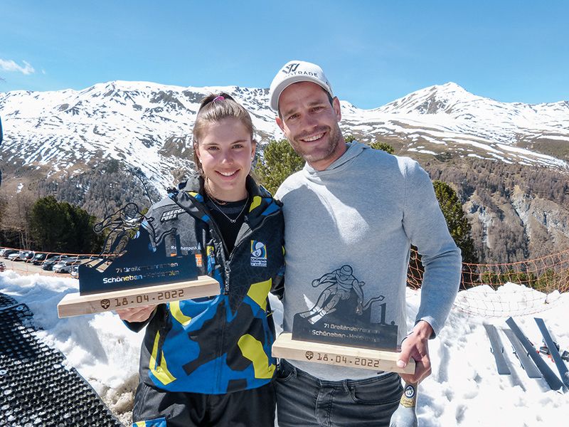 Strahlen mit der Sonne um die Wette: die Tagessieger Selina Mall und Thomas Tumler.