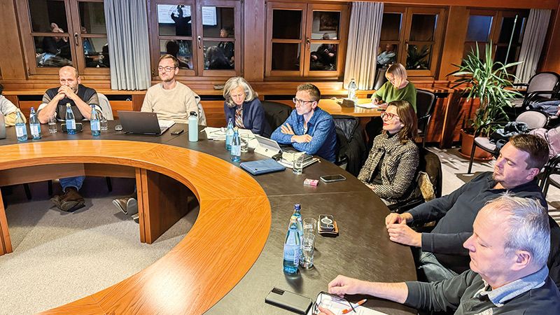 Ratssitzung in Partschins am 26 November: von 44 Ratssitzungen waren nur 7 ohne Wortmeldungen, so BM Luis Forcher