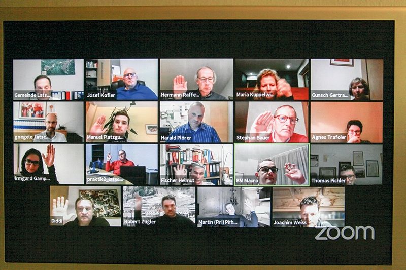 Angekündigt war die Latscher Ratssitzung am 25. Jänner 2021 im culturforum, gelandet ist sie dann - coronabedingt - online