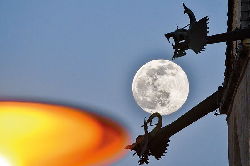 Die Drachen & der Mond.