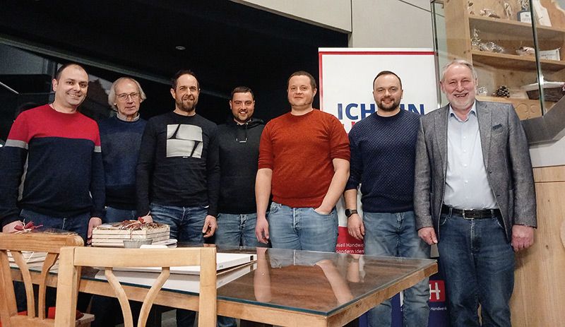 v. l.: André Ilmer, Hermann Raffeiner Kerschbaumer, Hansjörg Pircher, Patrick Pedross, Joseph Aldo Gisella, Christian Gruber und Andreas Nagl. – Foto: lvh.apa