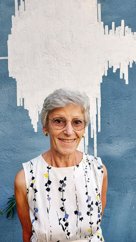 Monika Spinell Verdoes erhielt am 15. August das Landes Verdienst Kreuz für ihre Verdienste um die Bildung hörgeschädigte Kinder.