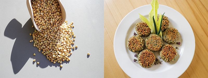 Geschälter, ungemahlener Buchweizen; links: Knusprige Buchweizenlaibchen mit Salatspitzen