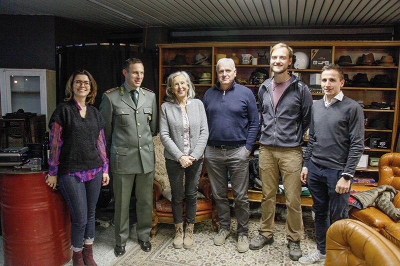 v. l.: Jutta Pedri, Georg Salzburger, Monika Pföstl, Walter Laimer, Benjamin Schupfer und Johannes Tappeiner: Großes Interesse um das Thema Wald und Waldnutzung