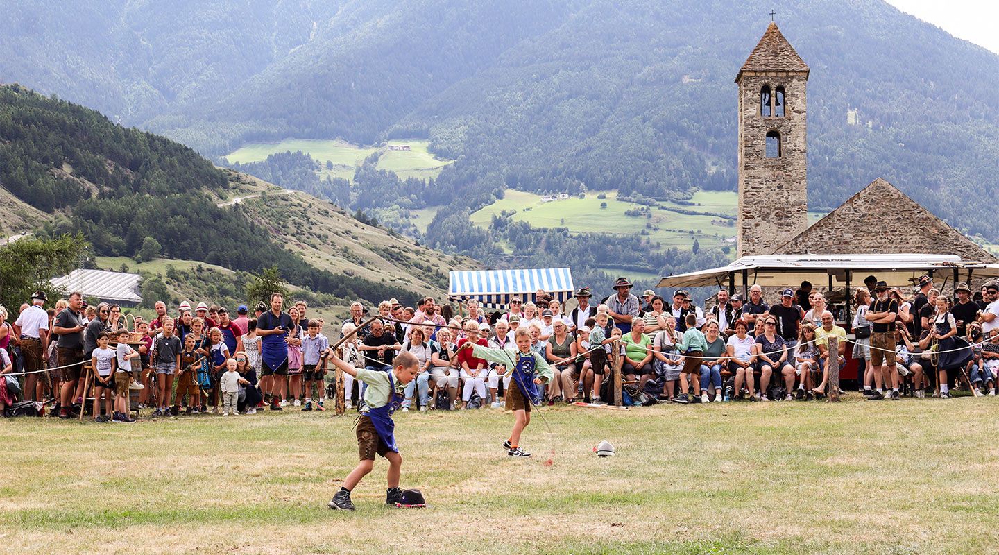 Rund 500 Goaßlschnöller und Goaßlschnöllerinnen aus dem ganzen Land zeigten ihr Können
