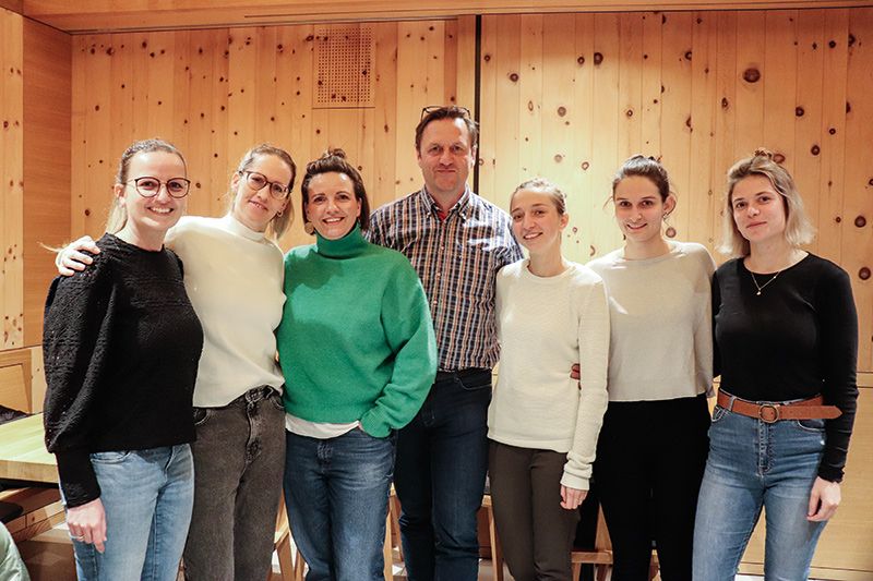 v.l.: Karin Brugger, Heike Fleischmann, Petra Koch, Ivan Runggatscher, Angelika Alber, Nadine Alber und Lisa Maria Kaserer
