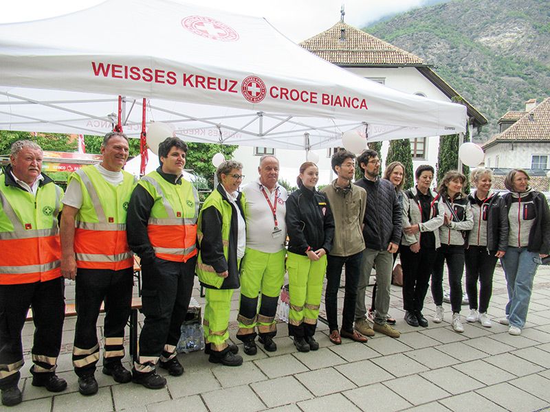 Am 19. Mai gab es in Latsch beim Wochenmarkt eine Sensibilisierungskampagne gegen Bluthochdruck, organisiert vom Weißen Kreuz Schlanders in Zusammenarbeit mit dem Krankenhaus Schlanders, der ital. Gesellschaft gegen Hypertonie SIIA und der Eurac Bozen
