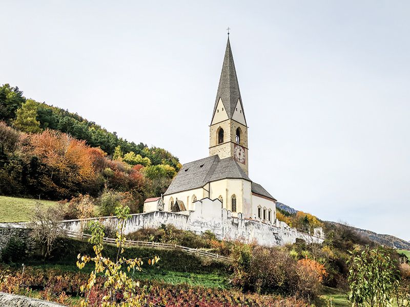 Die Kirche St. Georg in Agums