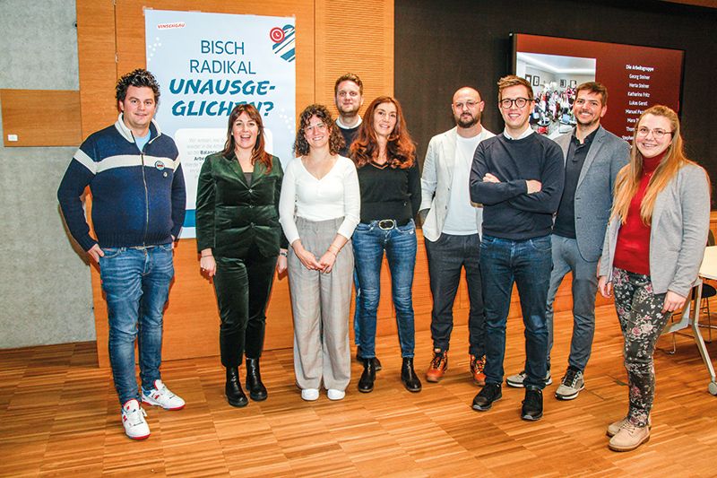 Die „radikale“ Arbeitsgruppe v. l.: Lukas Gerstl, Steffi Ganterer, Mara Theiner, Thomas Stein, Hertha Steiner, Manuel Pazeller, Thomas Strobl, Georg Steiner und Katharina Fritz
