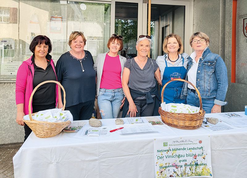v. l.: Karin Fissneider, Helga Pircher, Karin Telfser, Ulrike Kofler, Katharina Doná, Emilia Tappeiner (es fehlen: Deborah Gander, Heidi Rechenmacher, Karlheinz Röggla)