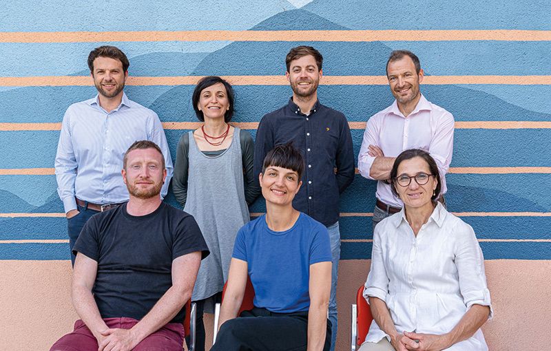 Der neue Vorstand: Hinten v. l.: Michael Wunderer, Claudia Aimar, Simon Tumler, Kurt Ratschiller, vorne v. l.: Hannes Götsch, Katrin Gruber, Gerda Platzgummer