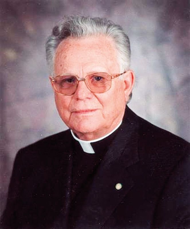 Am 1. August 1960 kam Dr. Josef Hurton als Pfarrer nach Sulden, von 1970 bis 2000 war Hurton auch Bergrettungsdienstleiter in Sulden