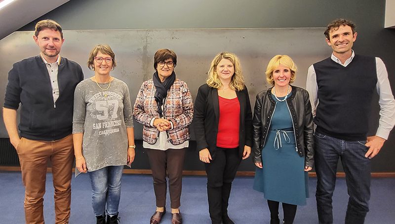 v. l.: Zeno Christanell, Kunhilde von Marsoner, Roselinde Gunsch Koch, Beatrix Burger, Waltraud Deeg, Leonhard Resch