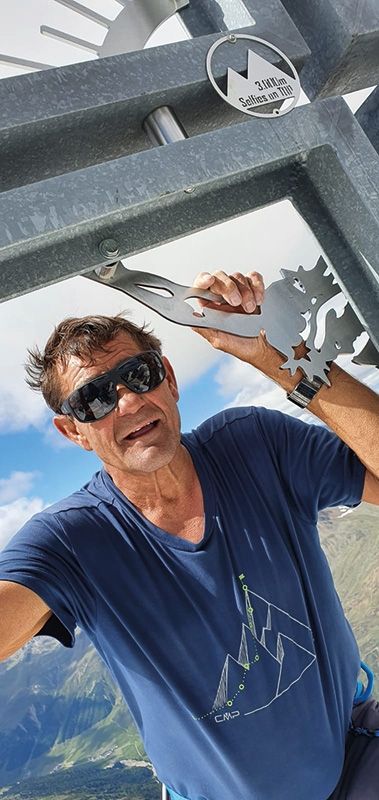 Raimund Pali, jg. 1955, Schluderns, auf dem Außeren Bärenbartkogel (3473 m)