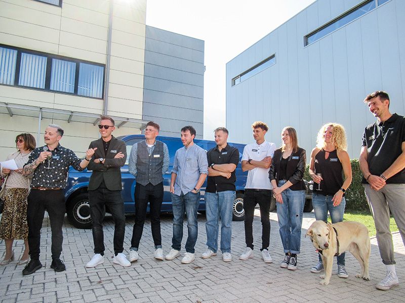 Cinemepic, das junge Vinschger Filmteam, lud am 7. Oktober zu einer Einweihungsfeier beim Firmensitz in der Industriezone von Prad.