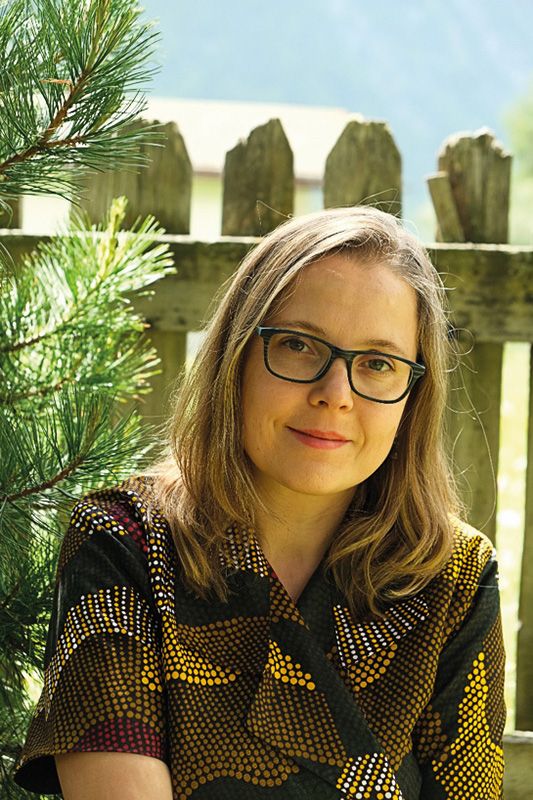 Die im Engadin lebende Südtiroler Theaterautorin Selma Mahlknecht erhält den mit 15.000 Franken dotierten „Premi Travers Zuoz“ für ein Stück, das die Bedrohung der Bergdörfer thematisiert.