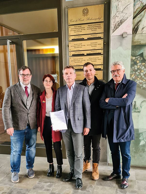 v.l.: Felix von Wohlgemuth, Barbara Lemayr, Hanspeter Staffler, Gabriel Prenner und Rudi Benedikter