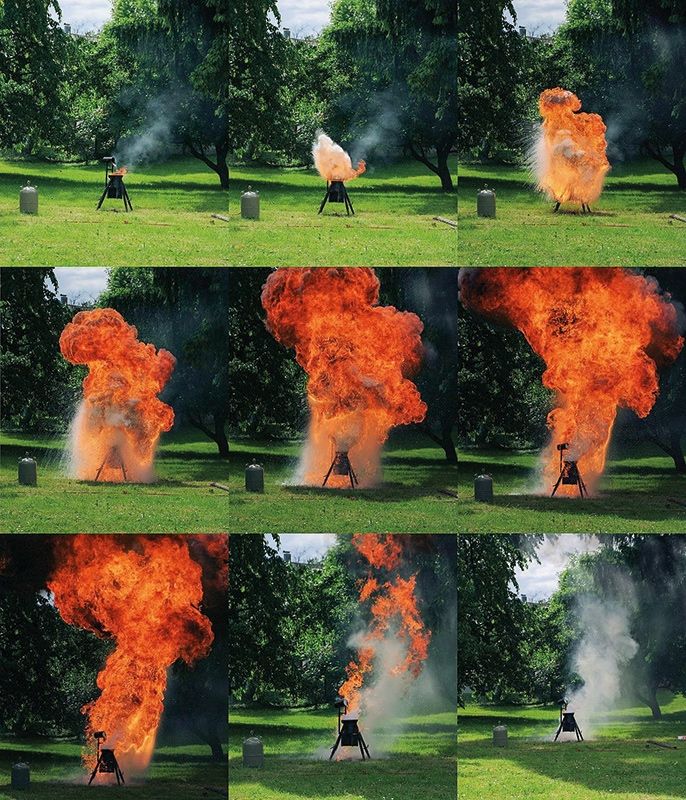 Demonstration eines Fettbrandes mit Fettexplosion