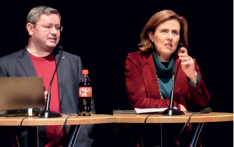 Bei der Interreg Tagung in der Basis Vinschgau sprachen u. a. Verena Perwanger, Primaria des Psychiatrischen Dienstes Meran und Philipp Kloimstein, Primar der Stiftung Maria Ebene in Vorarlberg.